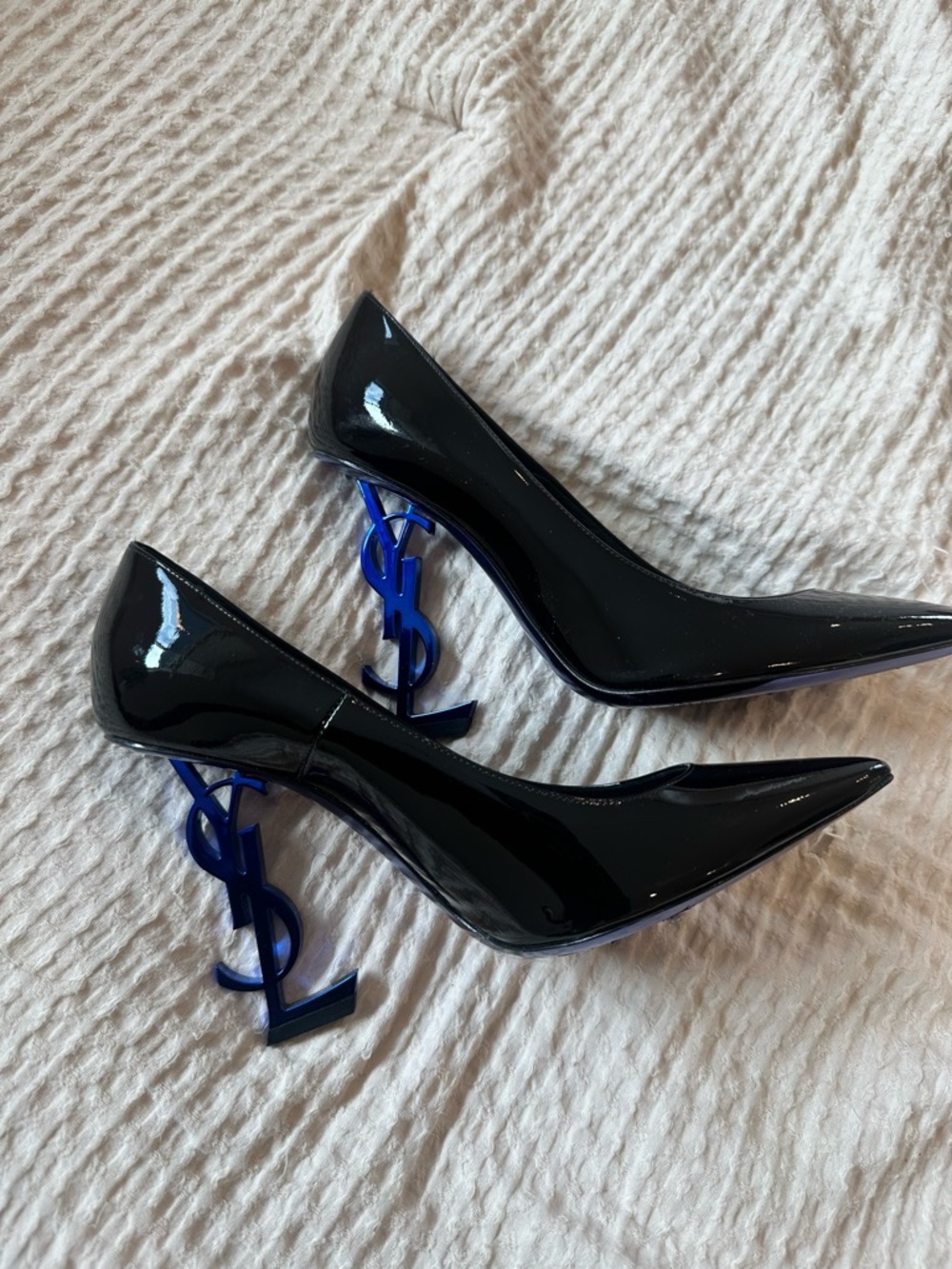Saint Laurent Opyum Black Patent Pumps Blue YSL Heel Size 37 1/2